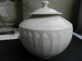 老窑白釉瓷罐