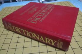 The American Heritage Dictionary of the English Language（New College Edition）【英文版，精装本，开口处有红点】