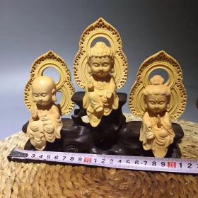 品名：西方三圣规格：22*18*6
材质：黄杨木