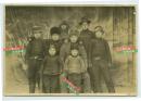 民国亲日的中国老百姓（汉奸）和日军日本兵亲切合影老照片,泛银