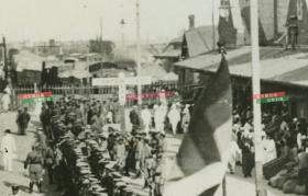 民国1928年天津东站火车站，蒋介石、李宗仁、冯玉祥、阎锡山的联军在此集结，准备和张作霖的奉军进行一场大战