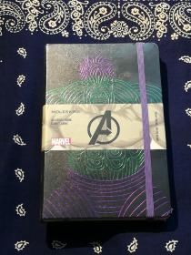 MOLESKINE MARVEL 
魔力斯奇那聯(lián)手漫威定制版復(fù)仇者聯(lián)盟高檔筆記本
紫綠限量版