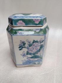 早期彩瓷茶叶罐18101406