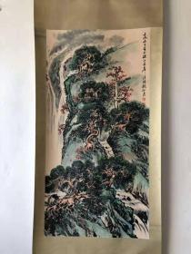 关山月 四尺立轴  山水
尺寸:210×87厘米
编号:XH739510