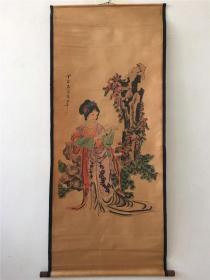 仿古字画 中堂画国画 风景人物画张大千站书女画家居装饰画道具