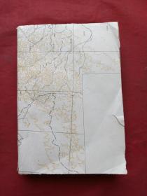 《革命歌曲--歌颂毛主席等》手写字·多色套印·油印本1966-1976年期间（有精美插图、主席画像等、附曲谱，有：东方红、大海航行靠舵手、毛主席是红太阳、毛泽东颂歌）一厚册约２６０页