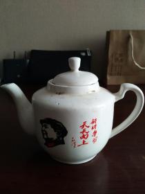 题材茶壶