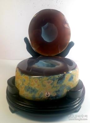 纯天然水晶聚宝盆: 净:直径15cm,高6cm，重2149克。天然水晶精品，保真。！！！