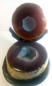 纯天然水晶聚宝盆: 净:直径15cm,高6cm，重2149克。天然水晶精品，保真。！！！