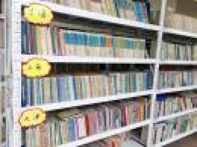 20世纪上海文史资料文库3   ： 英美烟公司，英商中国肥皂公司简史，马勒造船厂兴衰，正广和汽水厂史话，徐寿父子和江南制造局，抗战上海工厂内迁记 ， 美英烟公司买办郑伯昭，冠生园，刘鸿生，蝴蝶牌缝纫机由来，朱志尧和求新造船厂，杨俊生和中华造船厂，中国工业炼气公司简史，荣氏兄弟和申新一厂，郭氏集团与永安纱厂，我和飞纶制线厂，忆我家经营面粉工业（荣漱仁），吴蕴初及其化工事业