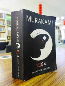 MURAKAMI 1Q84（村上春树：1Q84 ）1Q84》是日本作家村上春树于2009年所发表的长篇小说。故事以双线进行，并以村上较少用的第三人称全知观点来说故事。荣获2009年日本“年度最畅销图书”第1名。