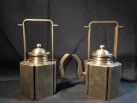 乡下收到白铜壶两把，保存完好，收藏使用均可。