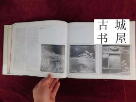 签名版， 《大都会艺术博物馆藏日本漆器：1600--1900年》黑白插图版，1980年出版，精装