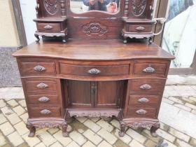 清末民初大户人家老红木（大红酸枝）九抽镜台，老虎腿，面板三抛面，包浆醇厚，品相一流，包老包真，难得一见的精品，喜欢的联系运费自理