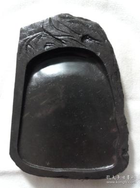 端石水坑薄雕山水砚