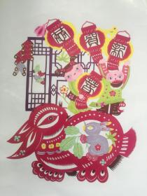 3新上老手工艺人手工着色彩色剪纸，漂亮
