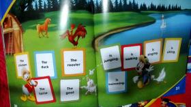 迪士尼乐动英语（跟我一起唱、时钟响当当、动物小合唱、游戏大比拼、亲友大联欢）5本合售