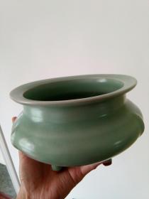 宋梅子青鬲式炉