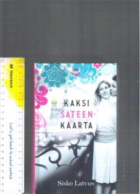 原版芬兰语小说 Kaksi sateenkaarta / Sisko Latvus （32开本精装本）