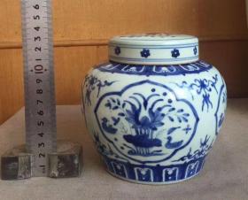 明代青花开光花鸟天字罐