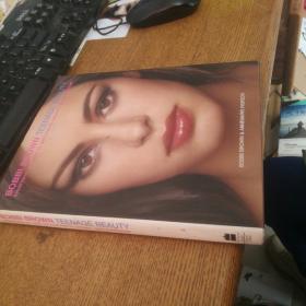 BOBBI BROWN TEENAGE BEAUTY 波比棕色少年美女 英文原版