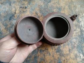 解放初小名家“周建云制”紫砂壶，竹节状，胎质匀润，包浆浑厚，全品无损。
