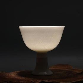 大明成化甜白瓷雕刻龙凤纹高足杯