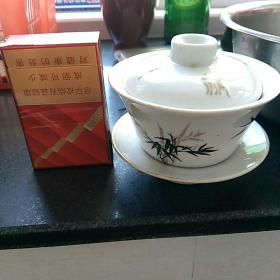 时期，霞浦瓷厂。茶盏