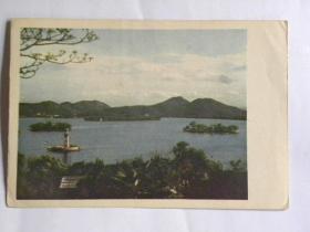 《西湖之春》明信片-从中山公园远眺湖中三岛（50年代）