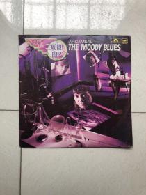 黑胶木唱片:MEЛОДИЯ：AHCAMБЛЪ THE MOODY BLUES   忧郁布鲁斯乐队  忧郁布鲁斯（The Moody Blues）乐队成立于1964年，是一支艺术摇滚乐队，代表作为《未来的日子消失了 》。