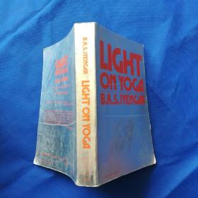LIGHT ON YOGA《详情如图》