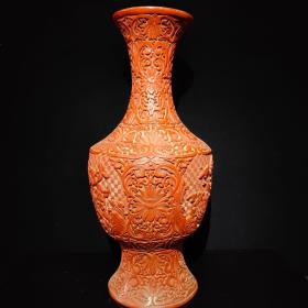 剔红漆器花瓶  大明嘉靖年花开富贵瓶
高49厘米 宽20厘米，重3300克，（可配一对）