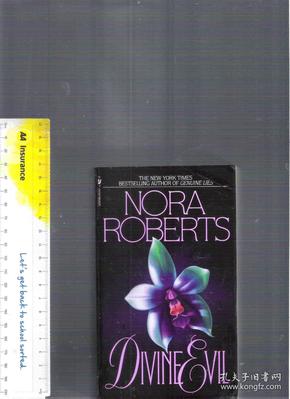 英语原版言情小说 Divine Evil / Nora Roberts【店里有许许多多英文原版小说欢迎选购】