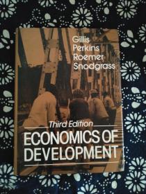 Economics of Development 发展经济学 第三版  作者有发展经济学家珀金斯等人