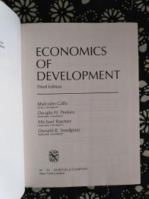 Economics of Development 发展经济学 第三版  作者有发展经济学家珀金斯等人