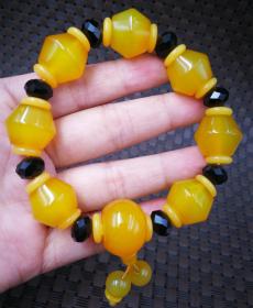 天然玛瑙黄玉髓手链三通佛头款男女款手链玉器礼物饰品特价