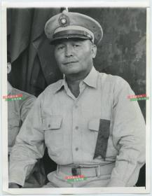 1957年国民党第五十二军军长，陆军二级上将，福建泉州金门防卫总司令刘玉章将军老照片一张。23.2X17.8厘米