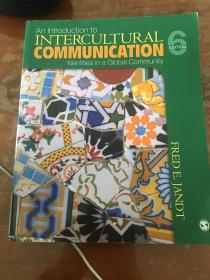 An Introduction to Intercultural Communication：Identities in a Global Community