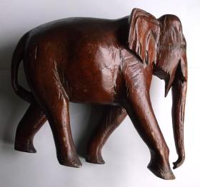 年份不详的木雕大象 老旧古董文玩木雕收藏 工艺术品 象牙缺失