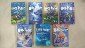 Harry Potter.
《哈利·波特》全集 外文正版，俄文，俄语原版小说