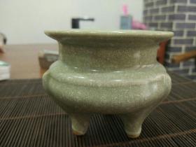 宋龙泉三足炉