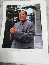 一九六二年，伟大领袖毛主席主持了党的八届十中全会。