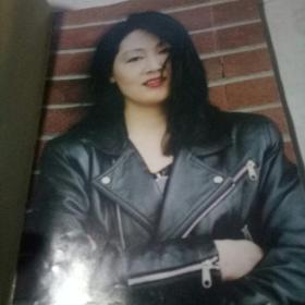 王姬自述《我的世界》(自传 软精装一册全 附作者58幅彩色生活艺术照)