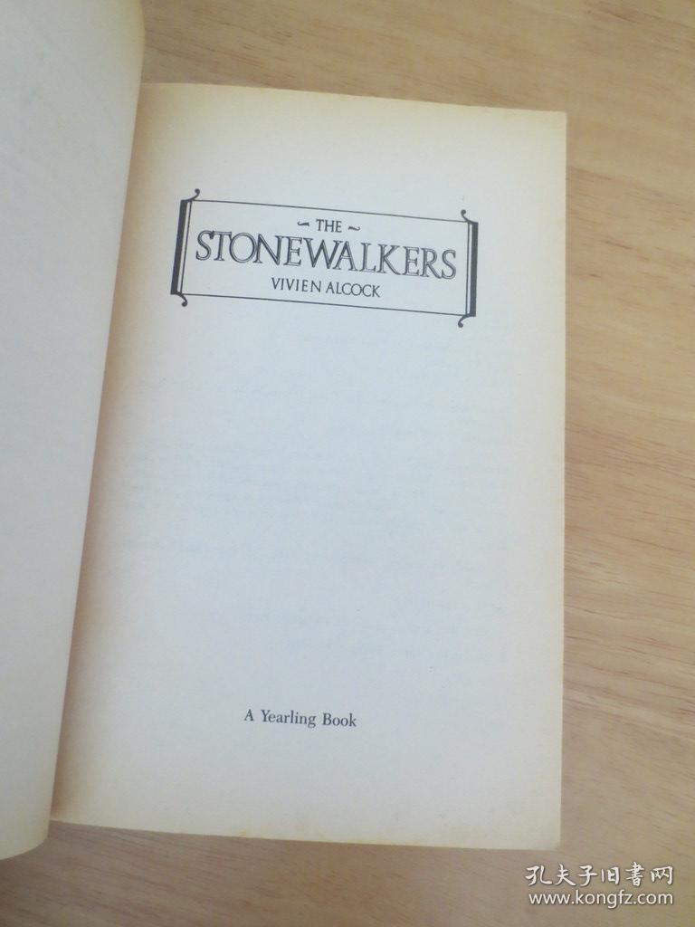 外文原版 The Stonewalkers