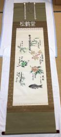 《越后七不思议》1件，挂轴，绢本，手绘，设彩，该画以绘画形式生动表现了古代越后地方因佛教净土真宗开祖亲鸾流刑至此而发生的七件祥瑞事，即逆生之竹，重生之鲋，八房之梅，念珠挂樱，三开之栗，空穴之榧，片叶之芦等，画作绘制精细，设彩靓丽，题材稀见，有一定年头之物，宝贵。