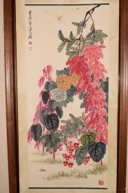 旧画一轴，确保手绘作品：原装裱“寄萍堂上老人白石”款草虫花卉屏轴，画工精细，一丝不苟，白菜竹笋、折枝硕桃，草虫惟精惟微，叹为观止！