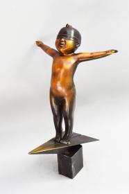 雕塑铸铜 雕塑大师 谢*克 《信念》30*33*53cm 现为中国美术家协会会员，中国雕塑家学会会员。