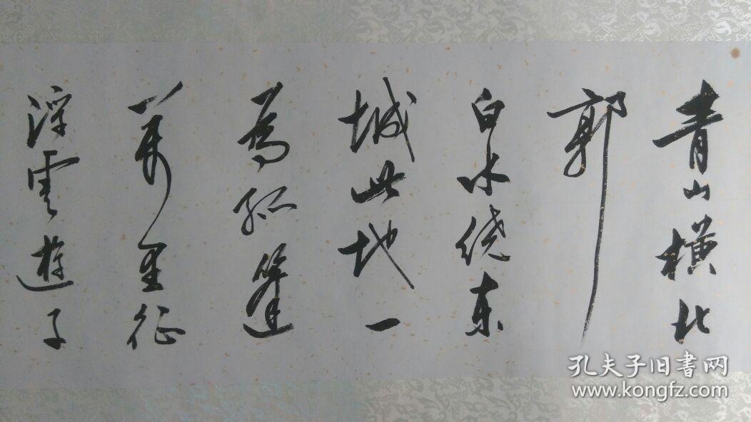 刘小晴，1942.6，号一瓢，二泉，斋名“一瓢斋”，上海崇明人。毕业于鲁迅美术学院国画系，曾担任上海书法家协会副主席。
现为中国书法家协会学术委员会会员，上海市书法家协会顾问，上海大学文学院兼职教授，上海沪东书院院长，上海书画出版社《书法》杂志副主编，上海文史馆馆员。师从钱瘦铁、应野平，善工楷、行。