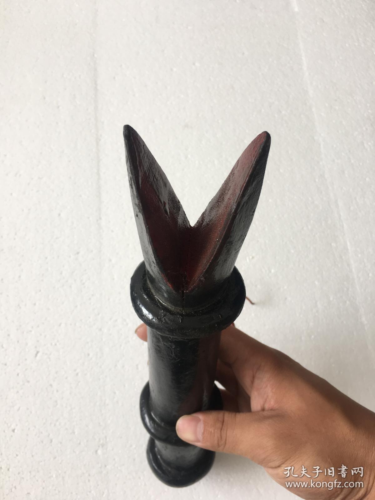 彝族毕摩法器法具毕摩签筒彝语叫五吐vytu