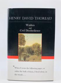 Henry David Thoreau: Walden and Civil Disobedience (Borders Classics) 英文原版-《梭罗：瓦尔登湖；论公民的不服从权利》（博德斯经典书系）稀见版本